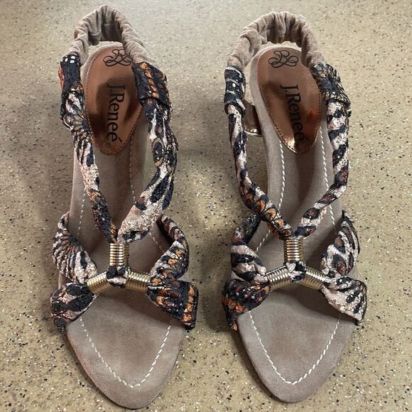 J.Renee "Yolanda" Fabric and Suede Wood Heel Sandals sz 8 - Picture 8 of 16